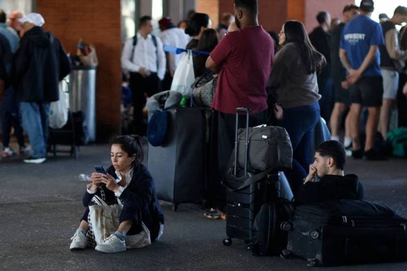 الحياة تعود تدريجيا في إسبانيا والبرتغال بعد أزمة الكهرباء