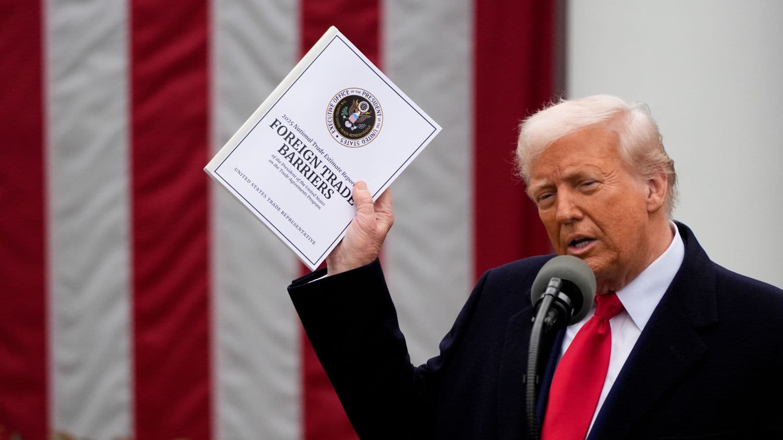 لماذا يطبق ترمب كل هذه الرسوم وكيف يتم احتسابها؟