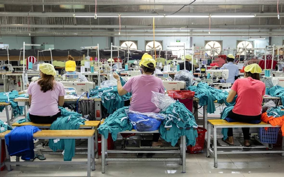 بعد تصعيد ترمب .. فيتنام تعرض التخلي عن جميع الرسوم الجمركية على أمريكا