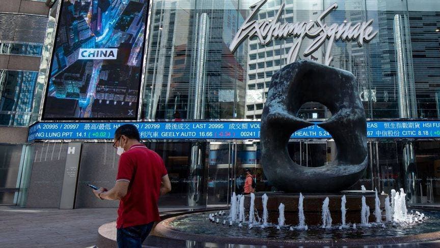 التوتر الأمريكي الصيني يمس طرح "CATL" الأكبر بالعالم في 2025