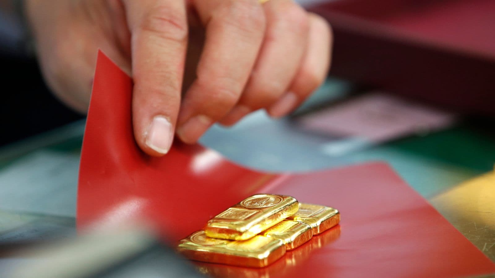 أسعار الذهب بصدد تحقيق أكبر خسارة أسبوعية منذ 6 أشهر