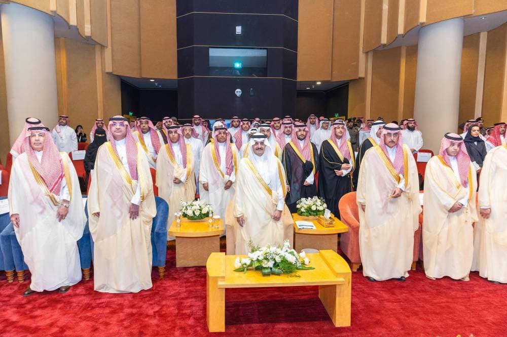 أمير الشرقية يرعى تخريج 100 صحفي وإعلامي في دار "اليوم"