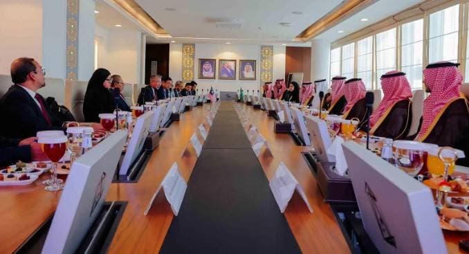 مساع سعودية - ماليزية لتعزيز الشراكة في الاقتصاد الرقمي والذكاء الاصطناعي والابتكار