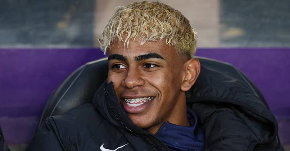 يامال يرث قميص ميسي ومليار يورو شرط برشلونة الجزائي