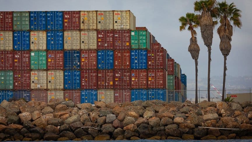 "G7" تدرس فرض رسوم على البضائع الصينية منخفضة السعر