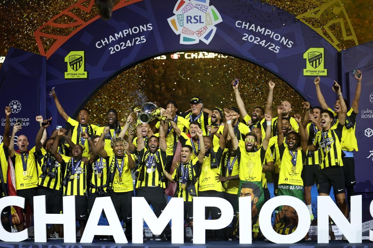 الاتحاد يتوج بطلا لدوري روشن السعودي .. والهلال يضمن مقعدا في نخبة آسيا