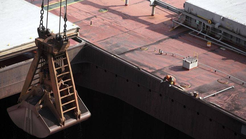 سعر خام الحديد يرتفع بعد تلميح ترمب إلى خفض الرسوم على الصين