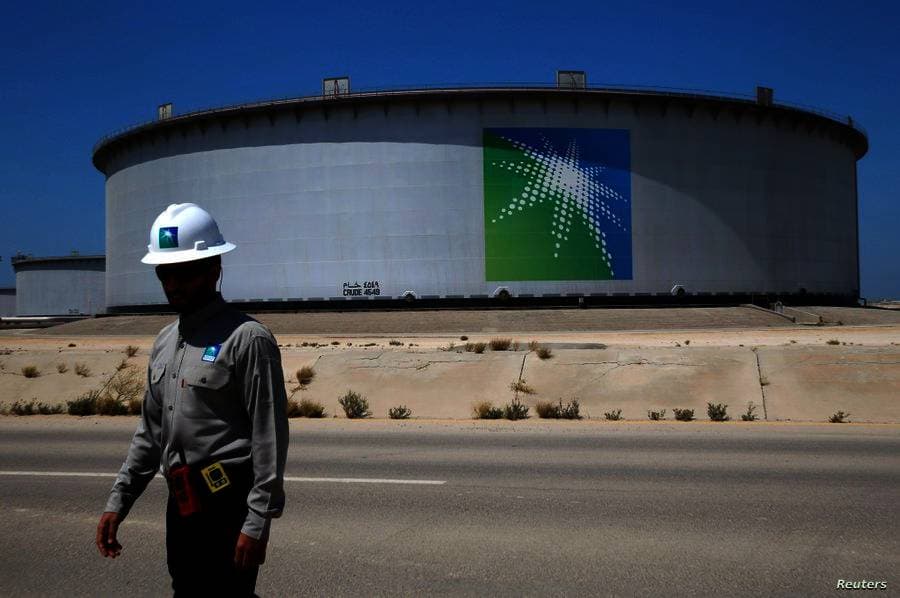 بلومبرغ: "أرامكو السعودية" تبدأ طرح أولى سنداتها الدولارية هذا العام