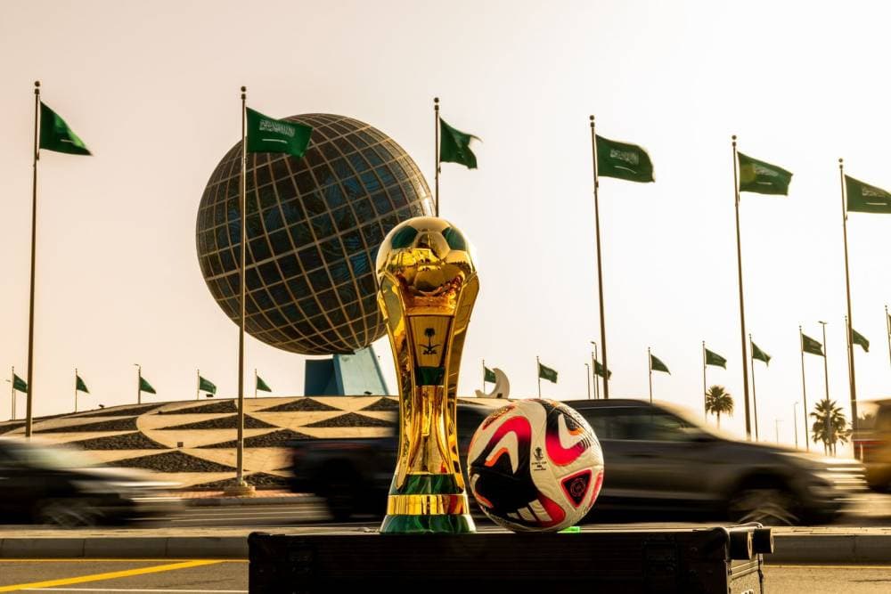 القادسية يُحفز لاعبيه بمليون ريال قبل نهائي كأس خادم الحرمين الشريفين