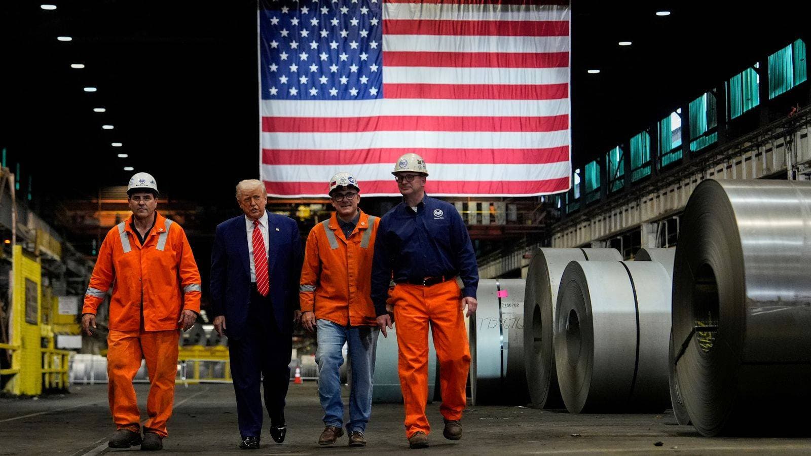 ترمب يعتزم زيادة الرسوم الجمركية على واردات الصلب والألمنيوم إلى 50 %