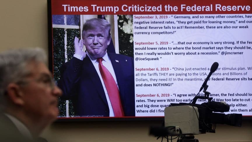 رئيس "الفيدرالي" يستعد لتحدي ترمب.. هل يبقي الفائدة دون تغيير؟