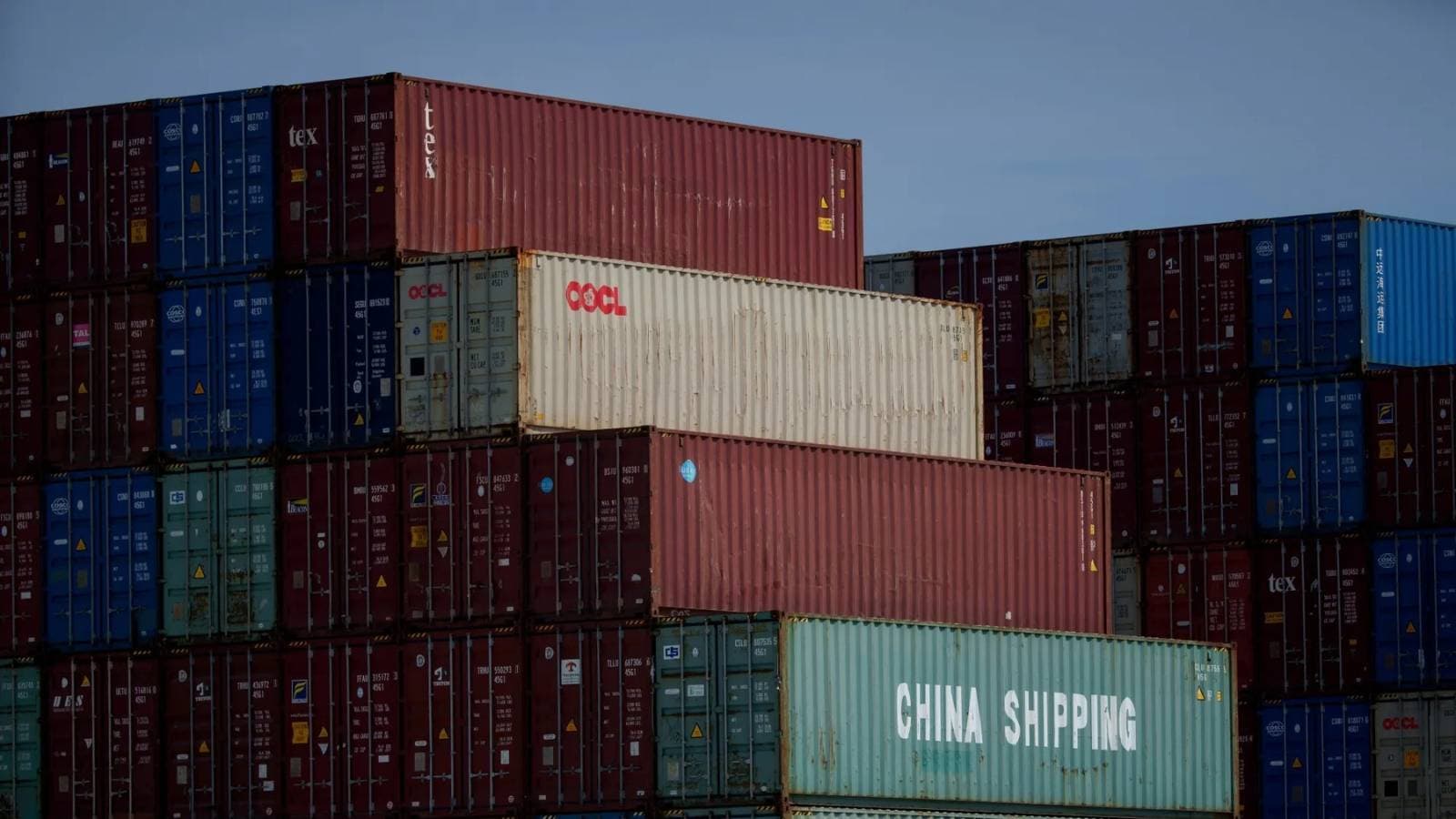 الصين: تدفقات التجارة تثبت قوتها قبل تطبيق الرسوم الجمركية
