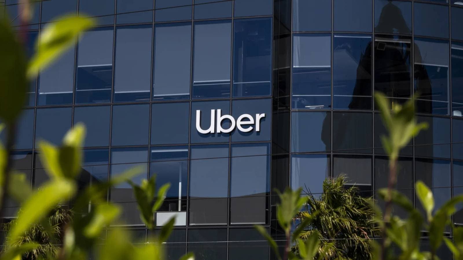 "أوبر" تشتري 85% من تطبيق التوصيل "ترينديول" مقابل 700 مليون دولار