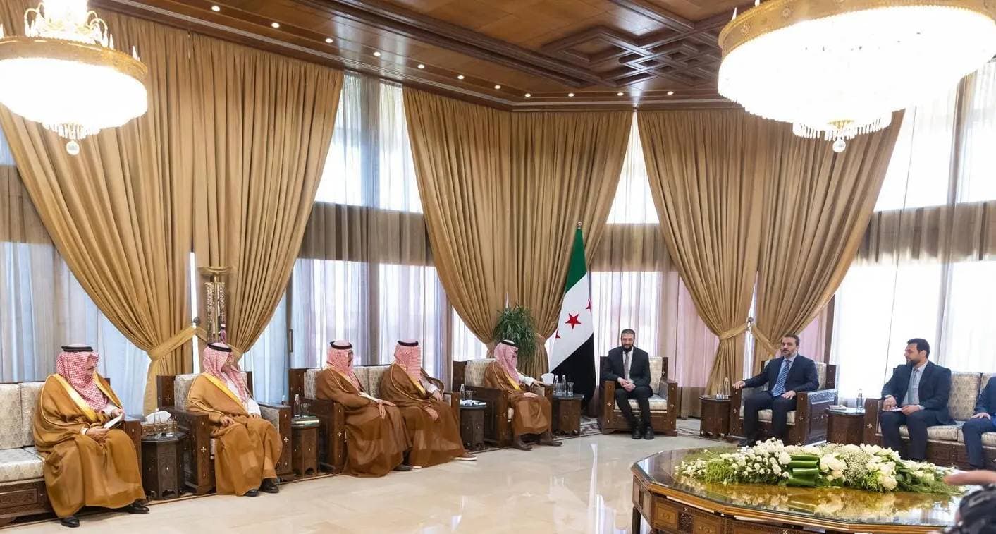 السعودية تؤسس لعصر جديد مع سورية من الدعم السياسي إلى النهوض الاقتصادي 