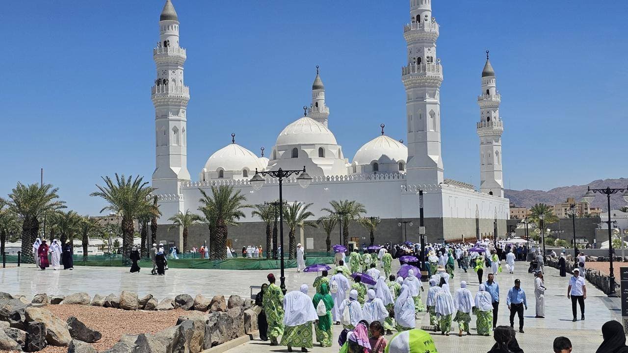 «stc» تواكب وصول الحجاج للمدينة المنورة بجاهزية رقمية مدعومة بالذكاء الاصطناعي