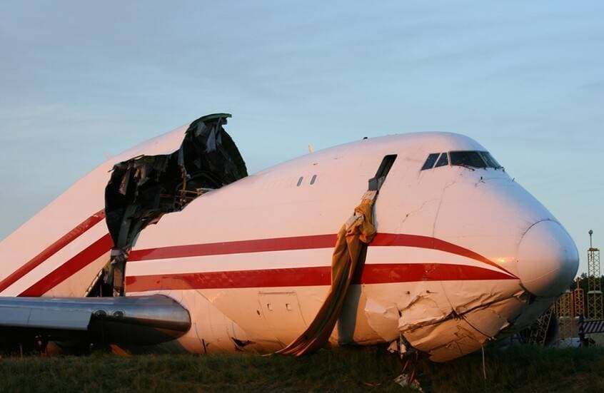 سهم بوينج يهوي 7.5 % عقب تحطم طائرة للخطوط الهندية من طراز 787