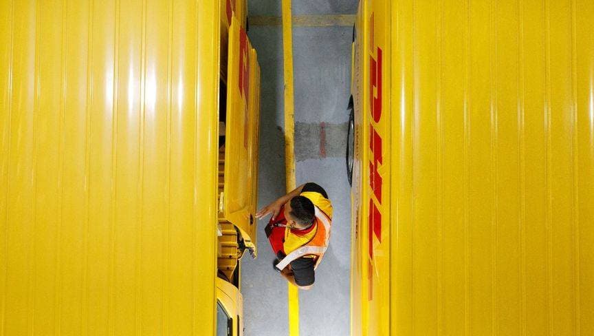 "DHL" تخطط لاستثمار نصف مليار يورو للتوسع في أفريقيا والشرق الأوسط