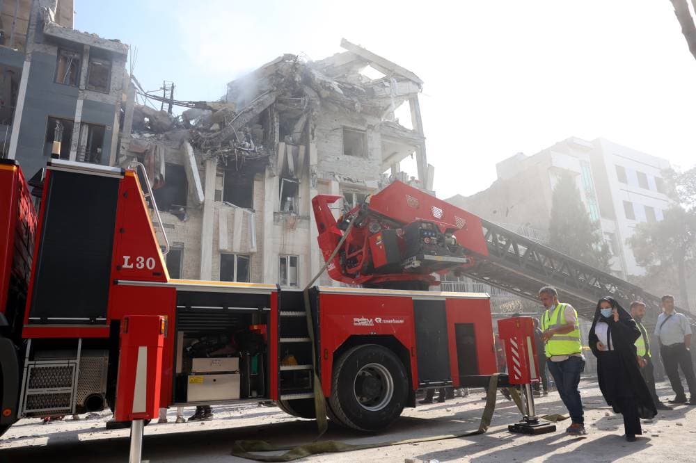 محللون لـ"بلومبرغ": هذه العوامل تحدد مسار الأسواق بعد ضربة إسرائيل لإيران