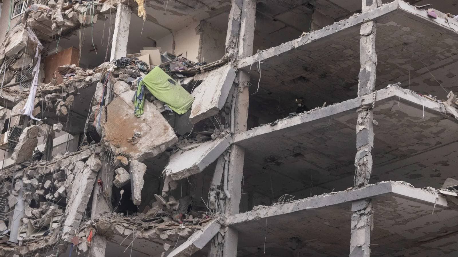 المتداولون يندفعون لسوق الخيارات مع تصاعد المخاطر الجيوسياسية