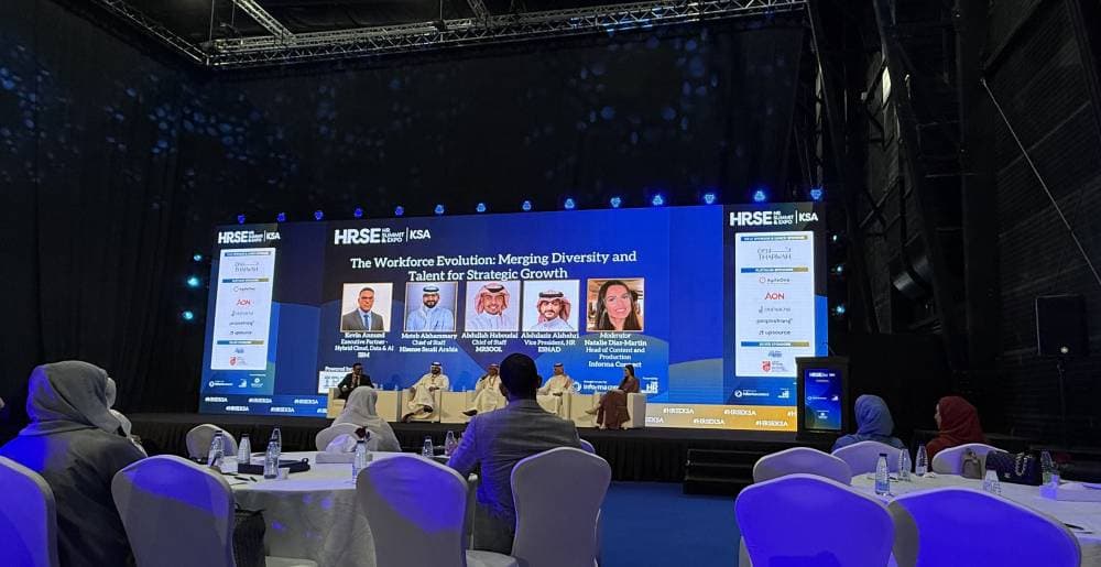 تحليلات ذكية تقلص نسب التسرب الوظيفي 18% في السعودية