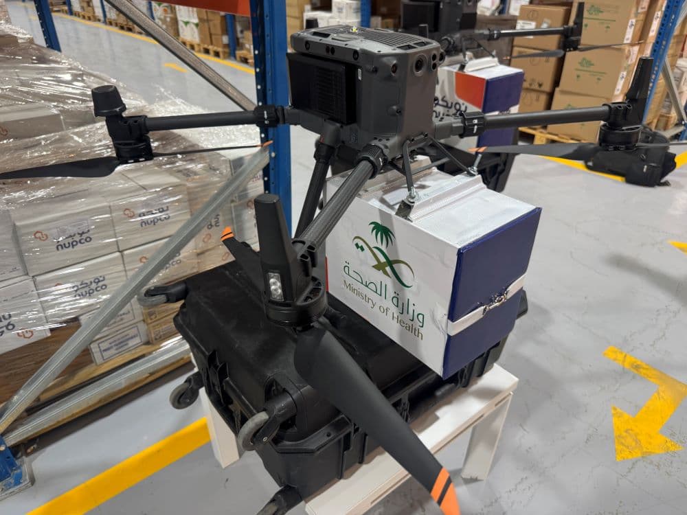 السعودية تستعين بـ "الدرونز" والطائرات العمودية لمواجهة تحديات الإمدادات الطبية في الحج