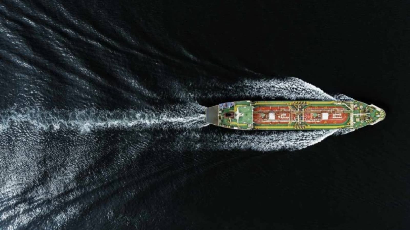 ارتفاع النفط وسط تقييم المستثمرين صمود وقف إطلاق النار بين إيران وإسرائيل