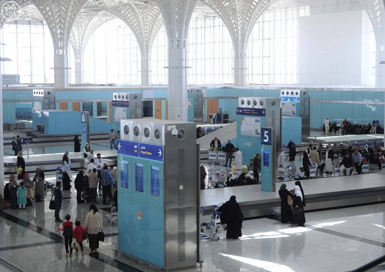 السعودية تمدد تأشيرات الزيارة المنتهية 30 يوما لغرض المغادرة النهائية