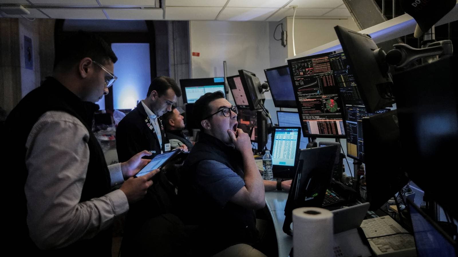 "ستاندرد اند بورز" و "ناسداك" يلامسان مستويات غير مسبوقة بعد بيانات التضخم