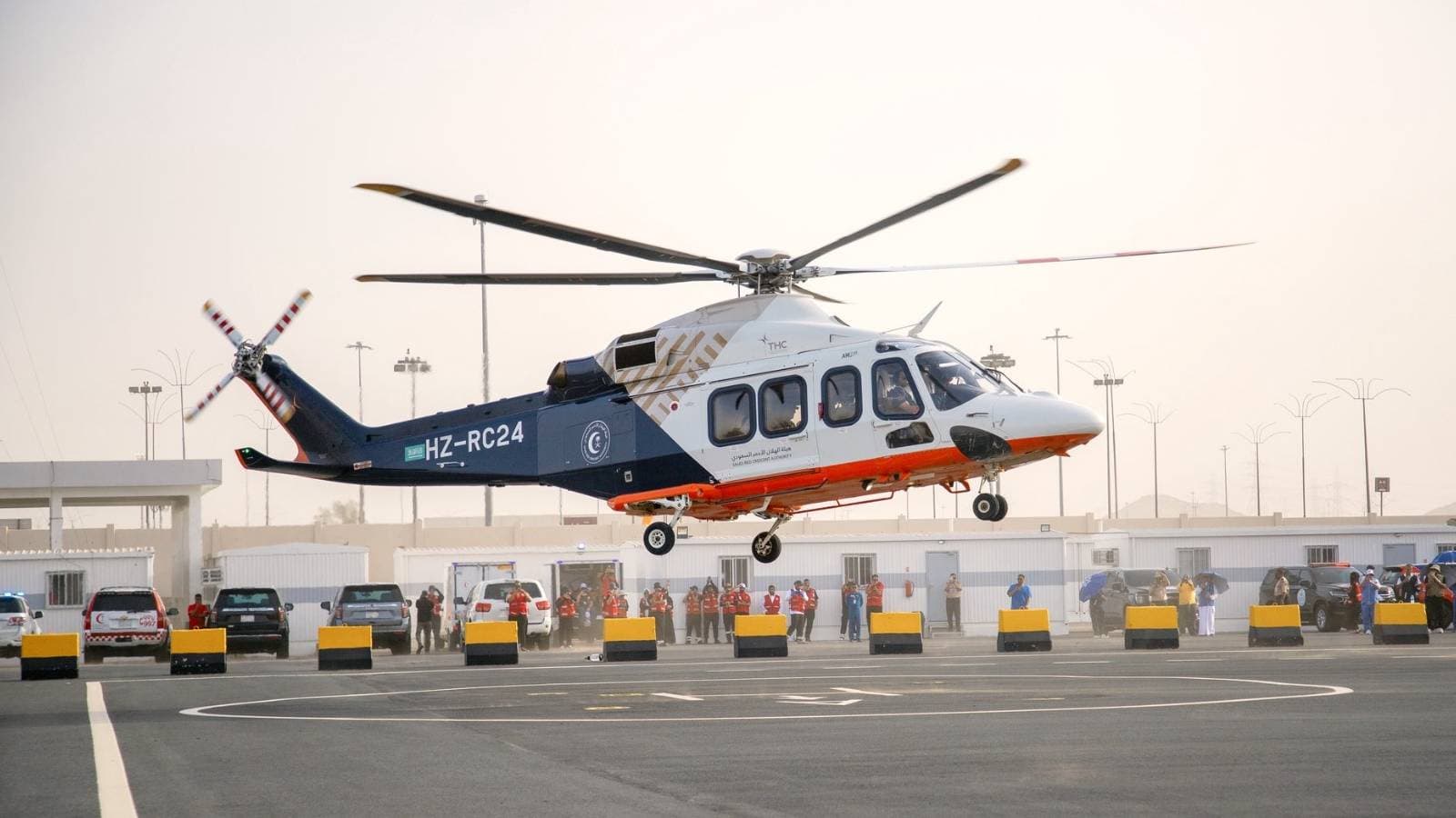 السعودية تستخدم طائرات إسعاف للإنقاذ في 9 دقائق خلال الحج.. وإنعاش آلي جوي