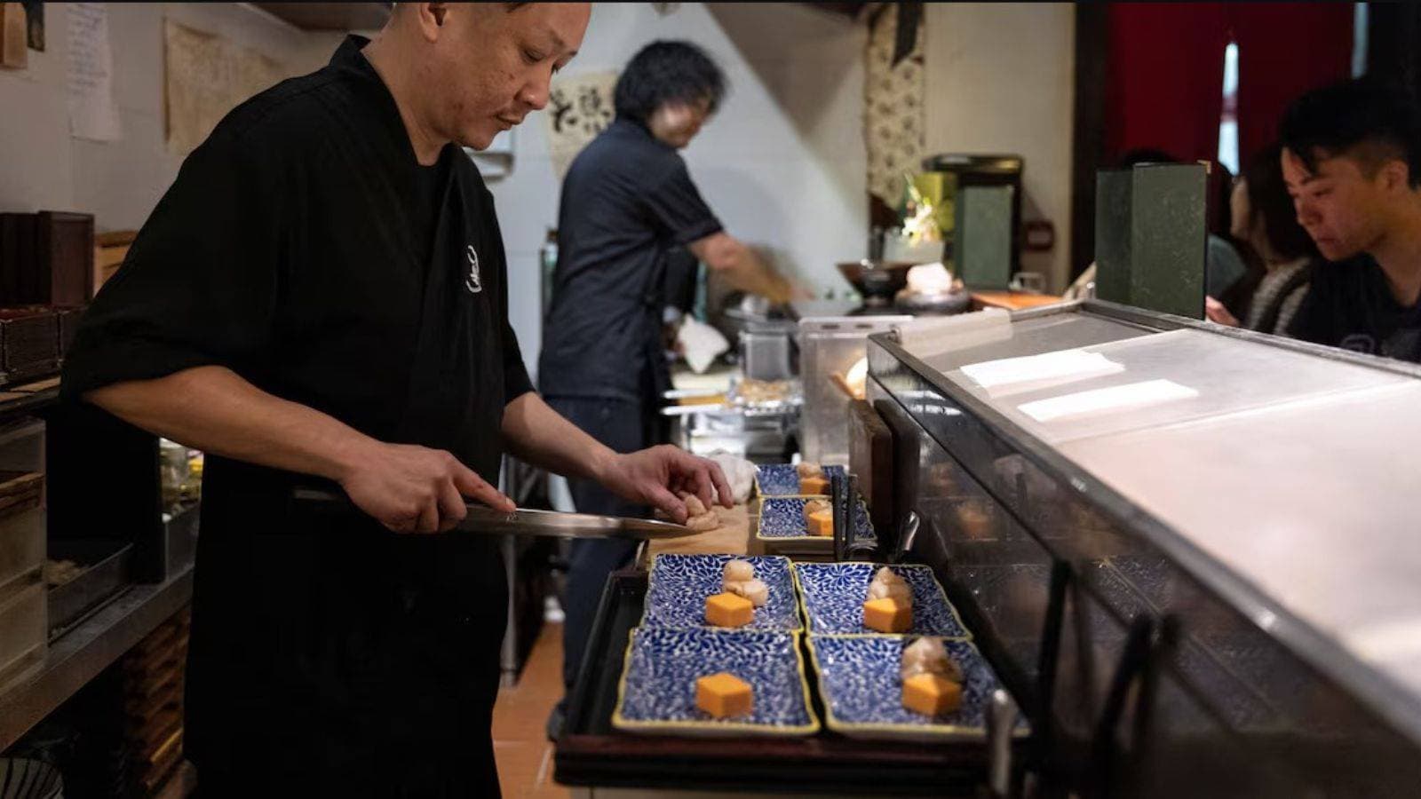 من السوشي إلى الرامن .. ما سر تميز المطبخ الياباني وانتشاره؟