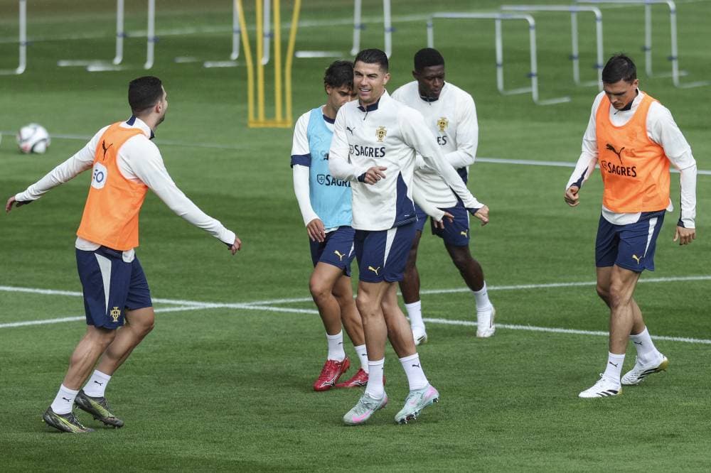 رونالدو: لن أشارك في مونديال الأندية .. تلقيت اتصالات من فرق مشاركة