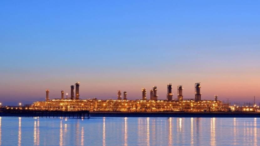 بلومبرغ: السعودية تصدر النفط بأسرع وتيرة منذ أكثر من عام