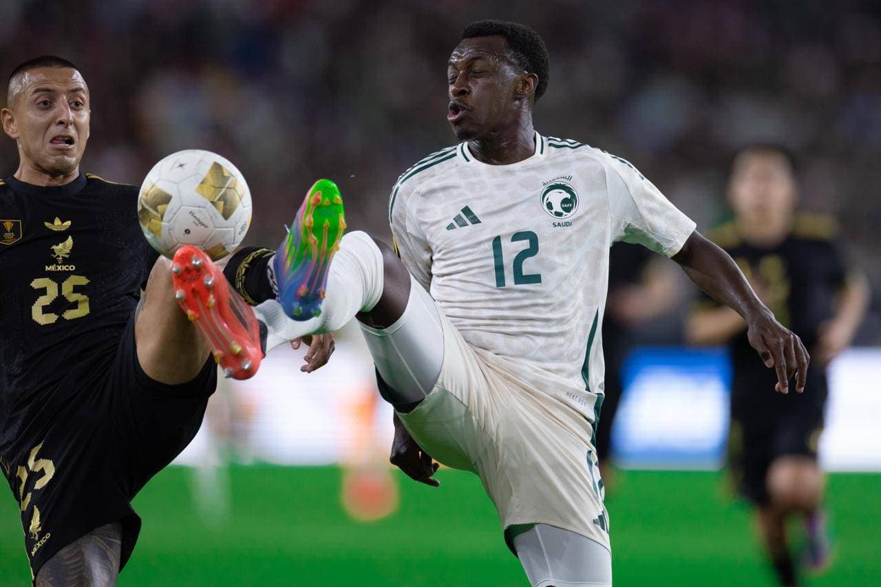 الأرجنتين تحافظ على صدارة التصنيف العالمي .. والمنتخب السعودي يتراجع مركزا