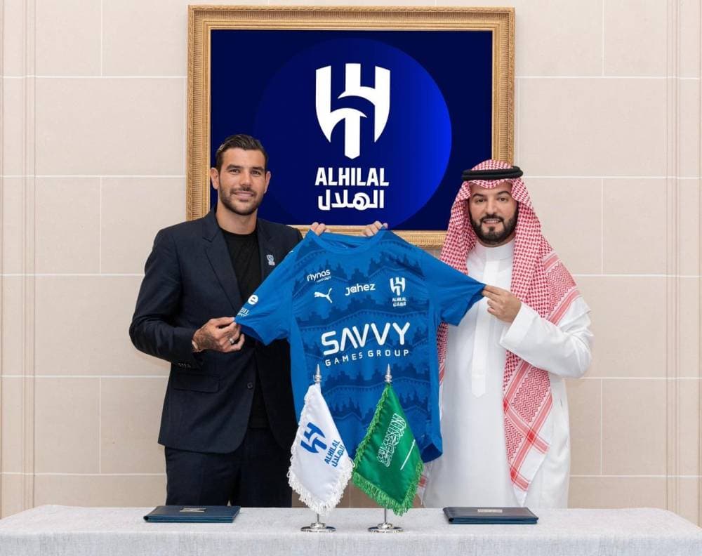 الهلال يقوي الظهير الأيسر بثيو هيرنانديز من ميلان مقابل 60 مليون يورو