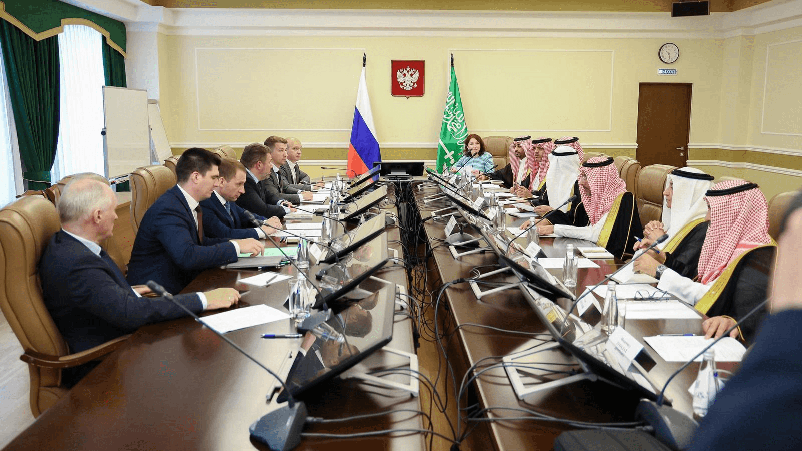 تنسيق خليجي لمواجهة ممارسات الإغراق الناتجة عن الرسوم الجمركية الأمريكية