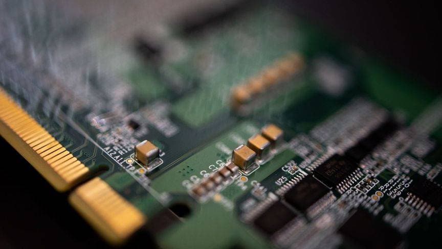 ماليزيا تُلزم الشركات بتصاريح لتصدير الرقائق الأمريكية المتطورة