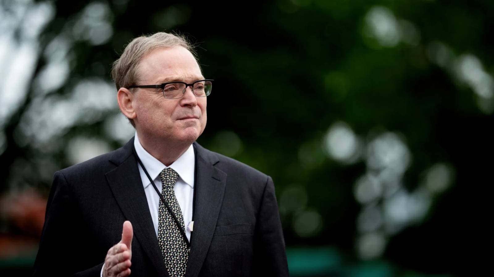 من هو كيفن هاسيت الأوفر حظا لخلافة جيروم باول على رأس الفيدرالي ؟