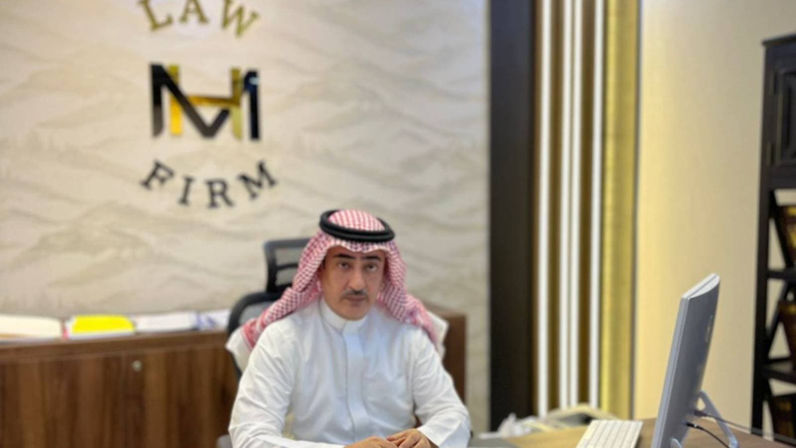 "الأموال الرمادية" في الشركات .. من يحمي صغار المستثمرين من تضارب المصالح؟