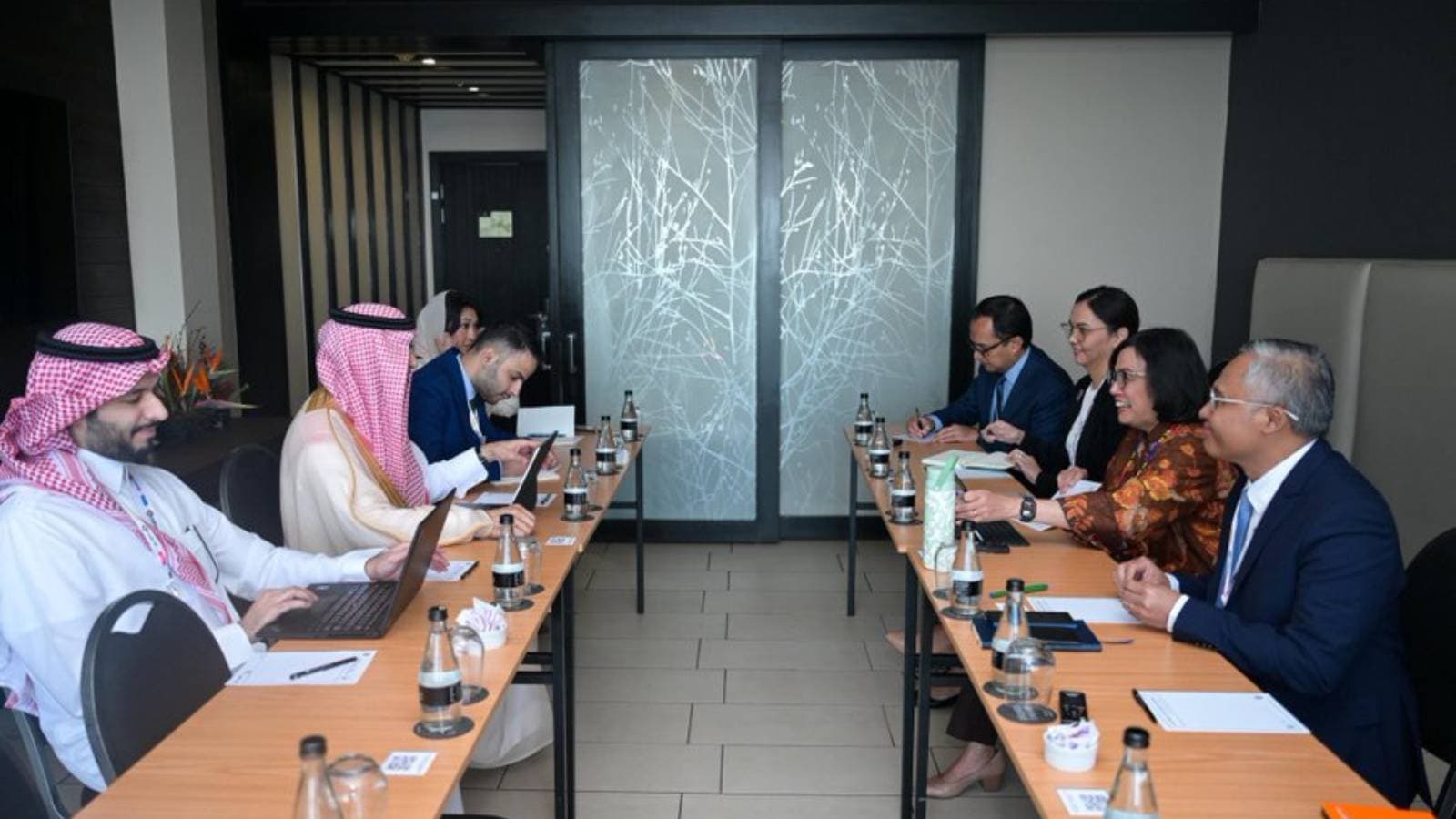 وزراء مالية ومحافظو بنوك "العشرين" يناقشون أبرز تحديات الاقتصاد العالمي