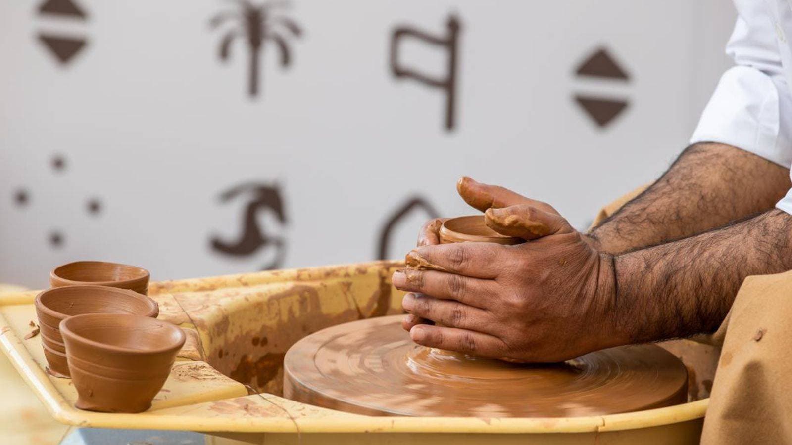 وزارة الثقافة السعودية تُطلق منحة لدعم الأبحاث المرتبطة بالحِرف اليدوية