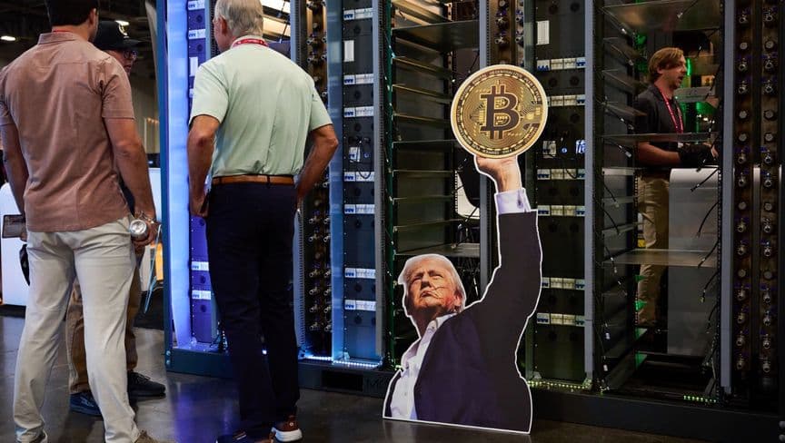 "ترمب ميديا" تشتري بتكوين بملياري دولار للتحول نحو "الخزانة المشفرة"