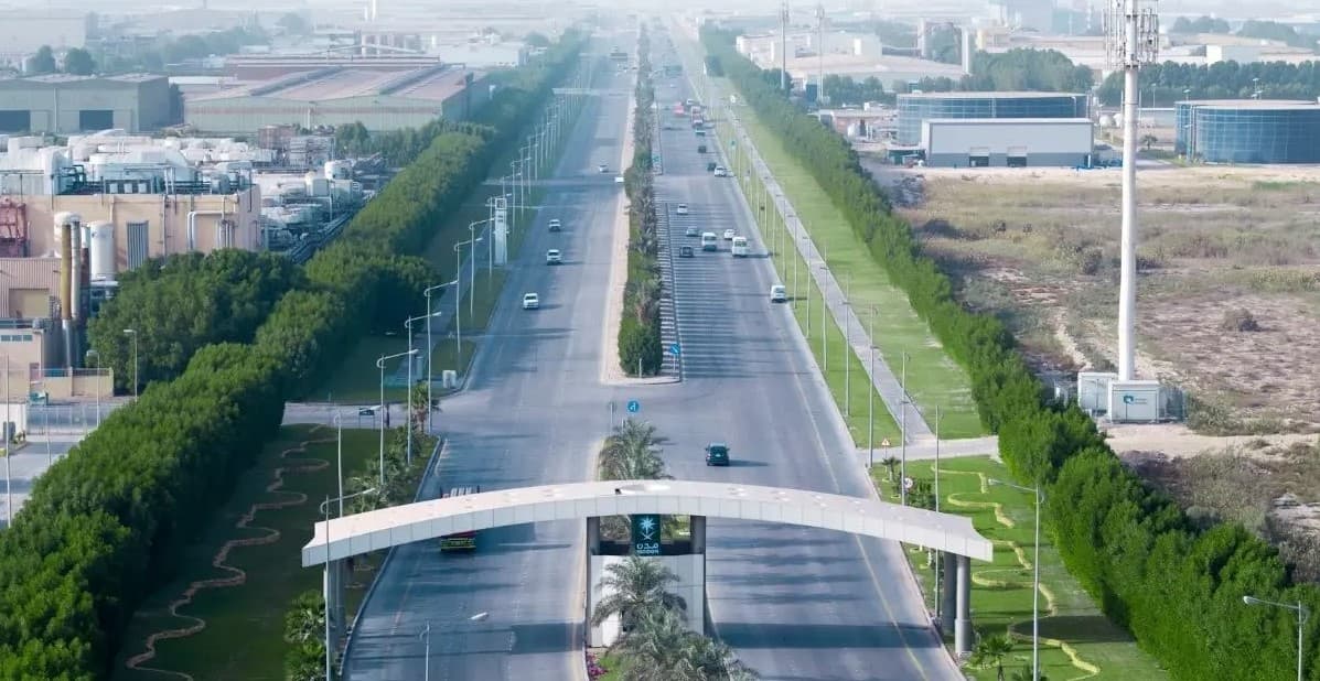 السعودية تخطط لاستقطاب استثمارات عالمية إلى المجمع الصناعي الجديد في الدمام