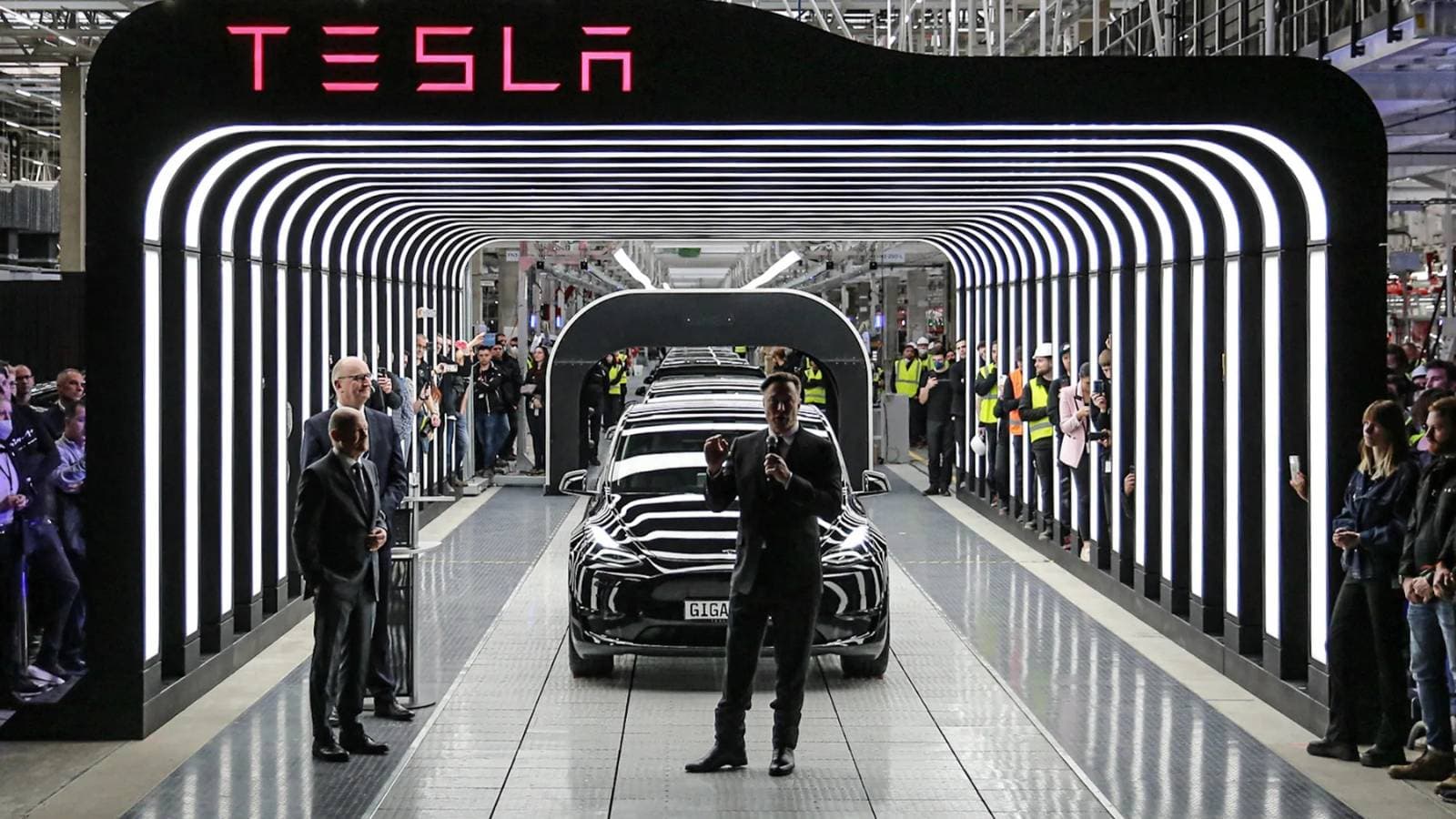 تراجع حاد في مبيعات "تسلا" مع استمرار المقاطعة بسبب مواقف ماسك السياسية