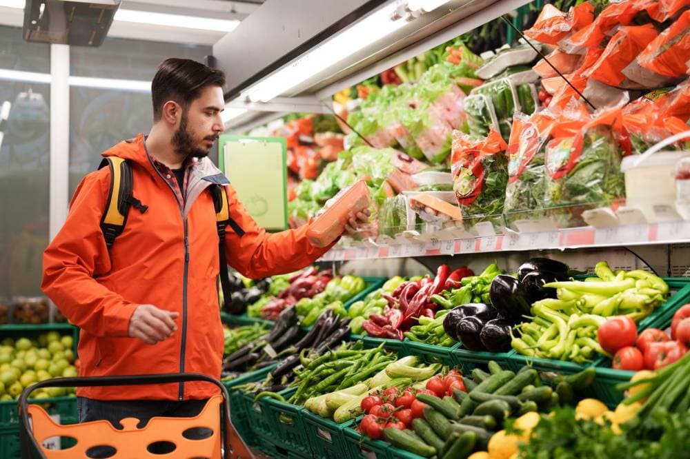 سلة البقالة .. جنيف أغلى المدن عالميا والقاهرة الأرخص