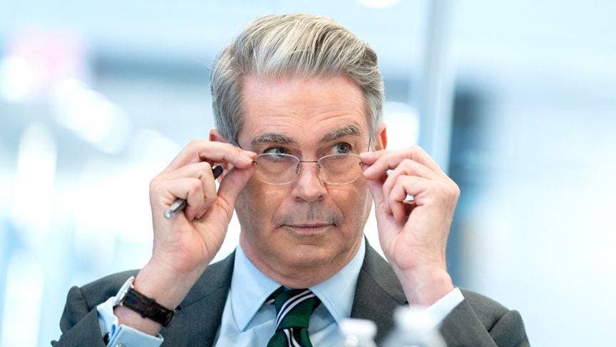 وزير الخزانة الأمريكي يتوقع فرض رسوم مضادة 10% على 100 دولة