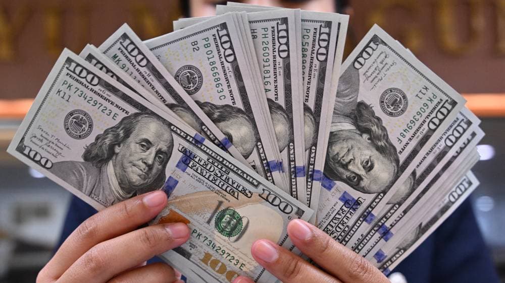 "بنك سوسيتيه جنرال" : التخفف من الدولار يصب في مصلحة الأصول الآسيوية