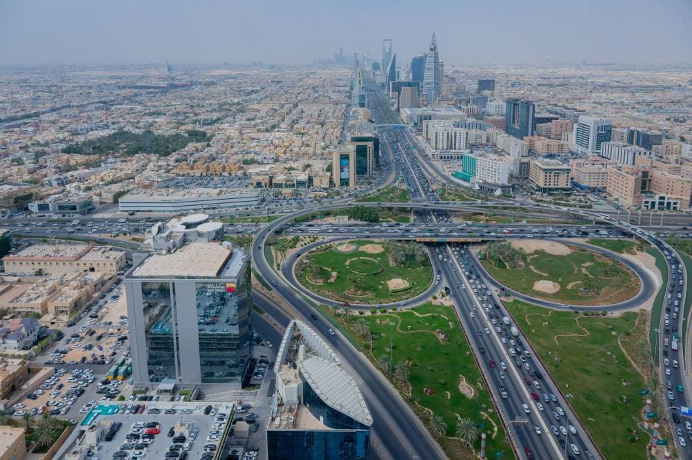 200 شركة هندية تدير استثمارات بـ 100 مليار دولار تسعى لموطئ قدم في السعودية