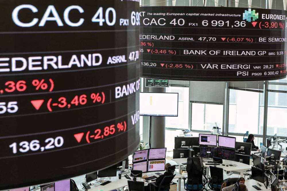 الأسهم الأوروبية عند أدنى مستوى في 3 أسابيع وسط قلق من تأثير رسوم ترمب الجمركية