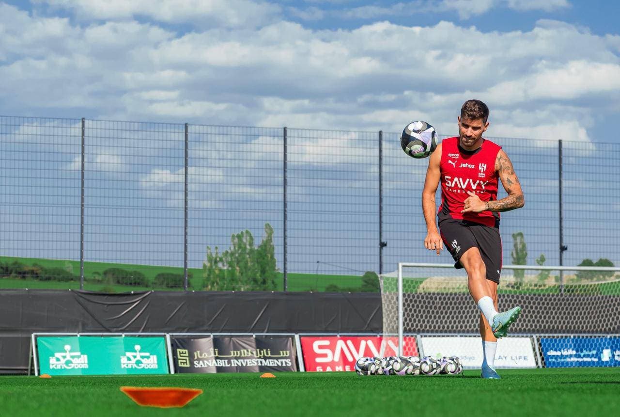 36 مليون ريال تكلفة المعسكرات الخارجية للأندية السعودية .. وقميص رونالدو لم يستغل