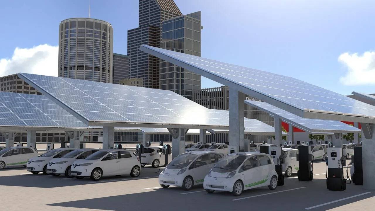 «شنايدر إلكتريك» تسهم في تسريع وتيرة التحول نحو المركبات الكهربائية في السعودية